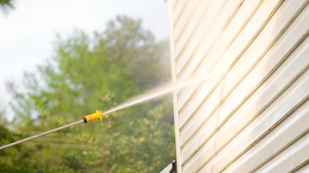 GET YOUR MONTEREY HOME PRESSURE WASHED TODAY